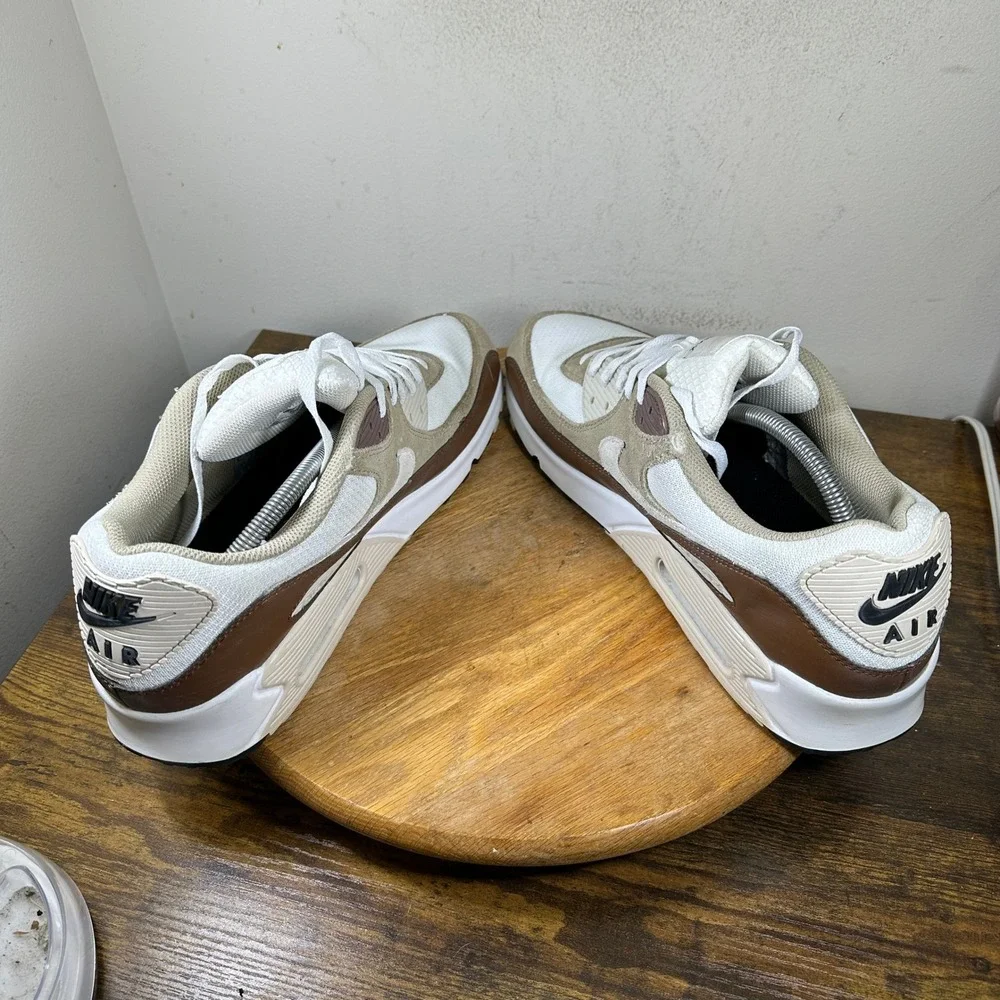 Nike Air Max 90 Mens White Tan Brown DM0029-109 Sneakers Size 14